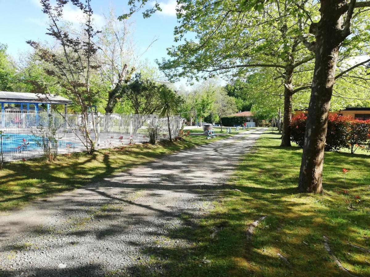 Petite Maison De Vacances Onesse-et-Laharie Exterior foto